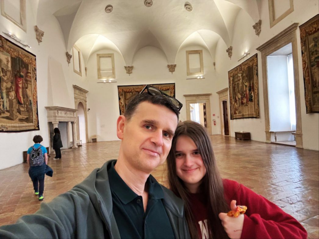 common.galleryImageAlt