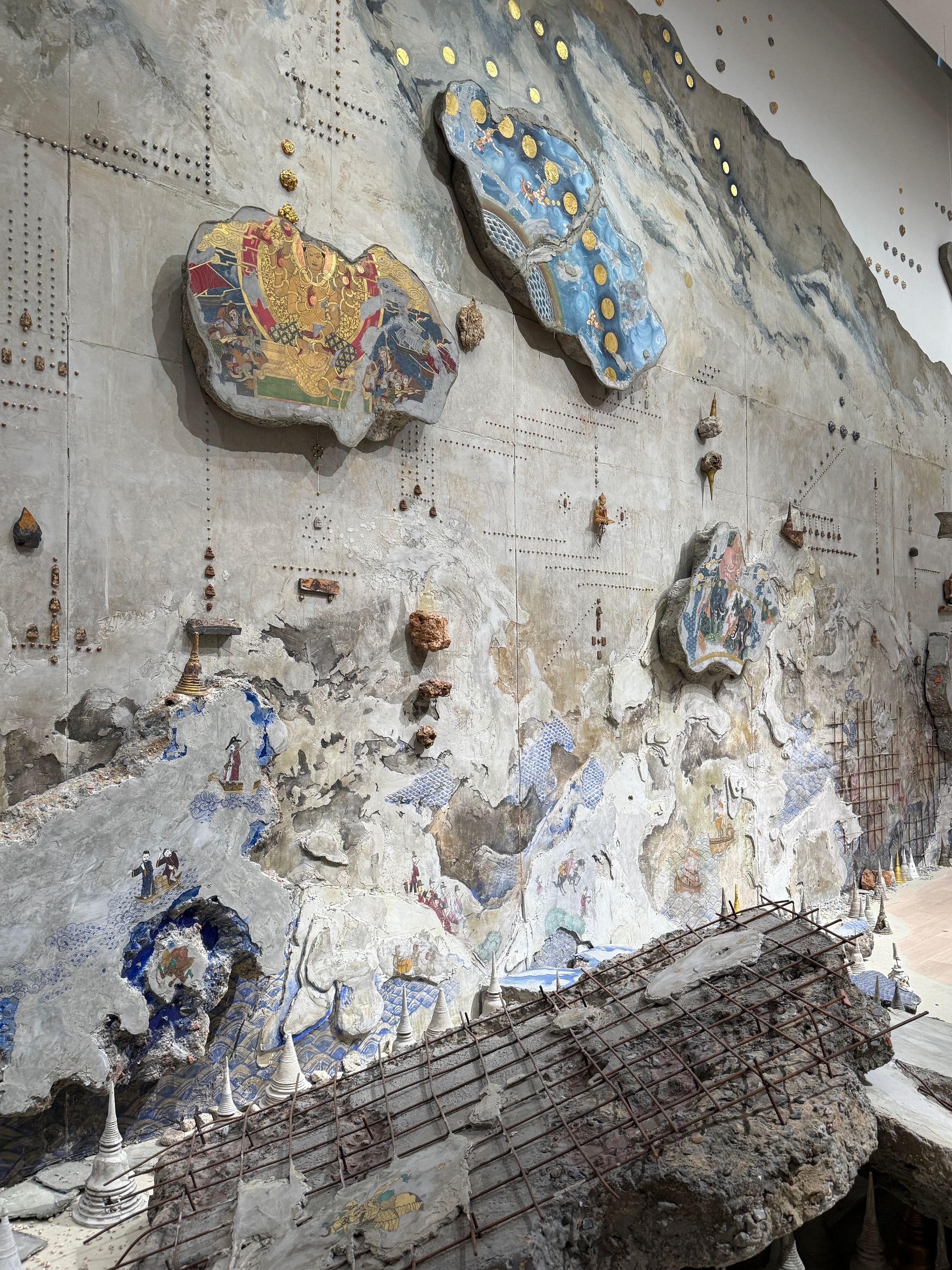 common.galleryImageAlt