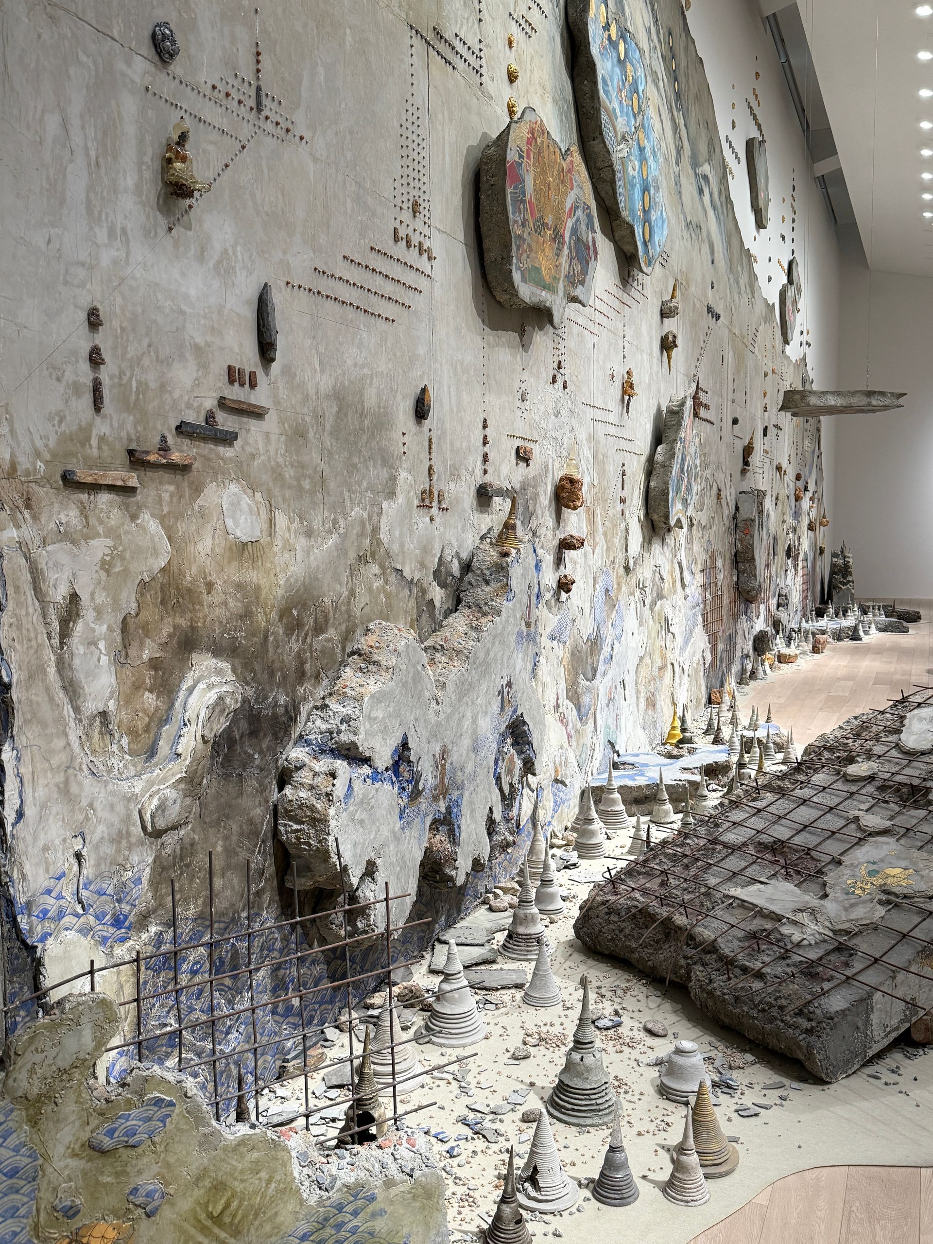 common.galleryImageAlt